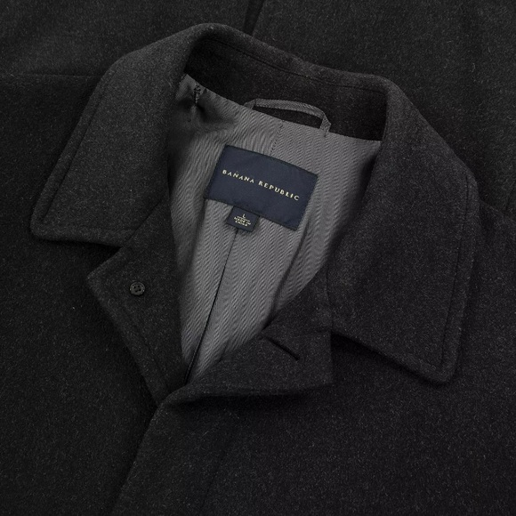 Banana Republic Charcoal Grey Wool Cashmere Lined Vented Overcoat - Picture 4 of 10